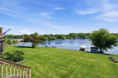 Beautifully updated Woodland Lake home where you can enjoy - photo 41