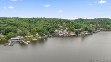 Lake living with room to spread out! Located in a cove-protected - photo 4