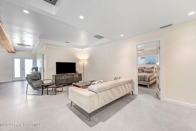 Waterfront Navigable Pool Home! Welcome to this lovely modern - photo 14