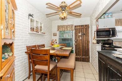 Exceptional investment or owner-occupant opportunity in the - photo 17