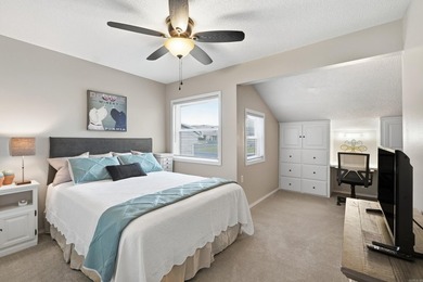 Beautifully updated and fully furnished 2BR/1.5BA Lakewood Hills - photo 21