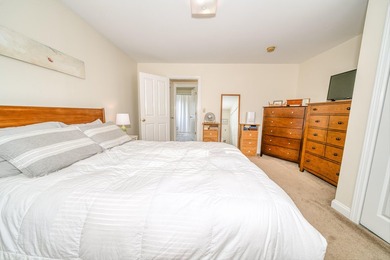 This Duplex was built in 2003 thoughtfully cared for ever since - photo 22