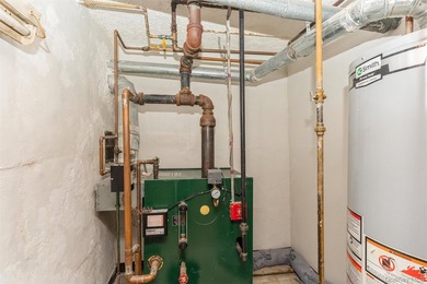 Exceptional investment or owner-occupant opportunity in the - photo 23