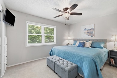 Beautifully updated and fully furnished 2BR/1.5BA Lakewood Hills - photo 26