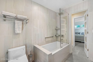Waterfront Navigable Pool Home! Welcome to this lovely modern - photo 39