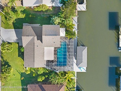 Waterfront Navigable Pool Home! Welcome to this lovely modern - photo 43