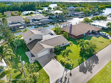 Waterfront Navigable Pool Home! Welcome to this lovely modern - photo 50