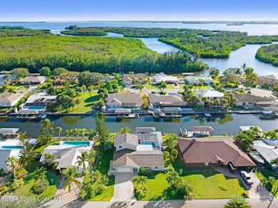 Waterfront Navigable Pool Home! Welcome to this lovely modern - photo 53
