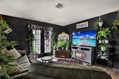 Move-In Ready 3-Bedroom Home in Spring Hill with New Roof & New - photo 3