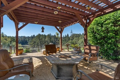 Lakeview Vineyard is a stunning 17-Acre Estate with a Pinot Noir - photo 44