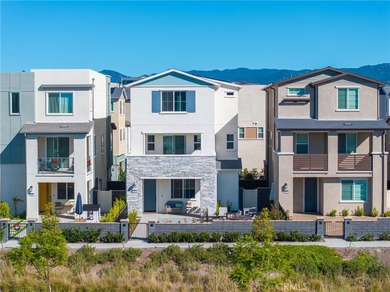 View, view, view! This rare lot offers unobstructed view to the - photo 3