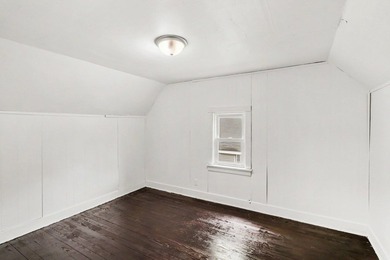 This charming 3 bedroom, 1 bathroom home in Galesburg is ready - photo 11