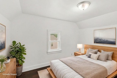 This charming 3 bedroom, 1 bathroom home in Galesburg is ready - photo 14