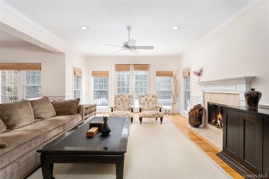 Located in the heart of Water Mill on a private cul-de-sac - photo 14