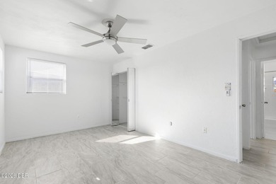 Where opportunity, location, and the freedom of NO HOA come - photo 17