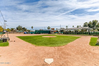 Discover an exceptional 1-acre parcel in the heart of Scottsdale - photo 8