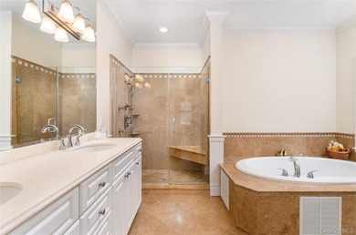 Located in the heart of Water Mill on a private cul-de-sac - photo 21
