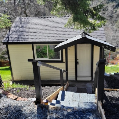 Lake Home For Sale in Lake Arrowhead, California
