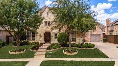 Lake Carolyn Home Sale Pending in Irving Texas