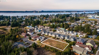 Joe Ney Slough Lot For Sale in Coos Bay Oregon