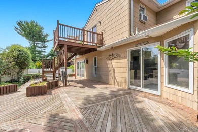Large Colonial in South Oakdale. Amazing location. 4 Brs, 4.5 - photo 12