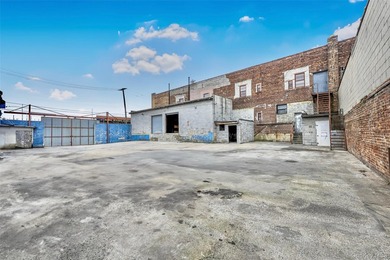 Warehouse in Brooklyn- Greenpoint for sale . Corner property - photo 12