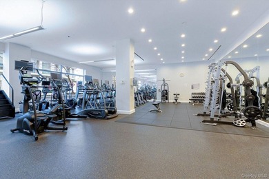 Luxury Living at One Morton Square! Enjoy this sun-drenched, 2 - photo 13