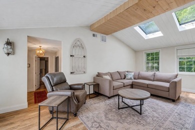 Large Colonial in South Oakdale. Amazing location. 4 Brs, 4.5 - photo 15