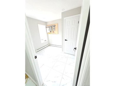 Welcome to this beautifully gut-renovated semi-detached - photo 15