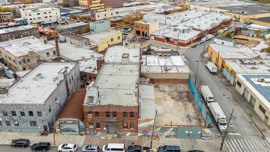 Warehouse in Brooklyn- Greenpoint for sale . Corner property - photo 17