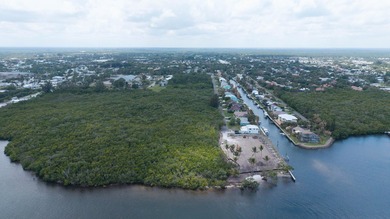 Rare opportunity to own a 12.56-acre waterfront parcel on SE - photo 18