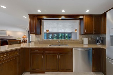 Welcome to this exceptional 4-bedroom, 4-bathroom pool home - photo 26