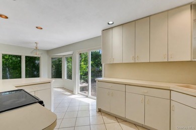 Large Colonial in South Oakdale. Amazing location. 4 Brs, 4.5 - photo 30