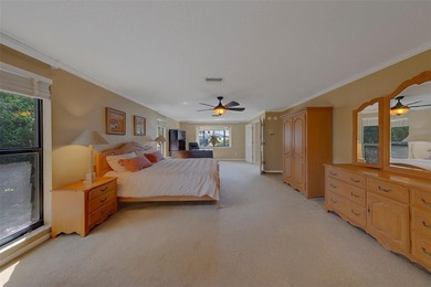 Welcome to this exceptional 4-bedroom, 4-bathroom pool home - photo 31