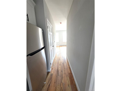 Welcome to this beautifully gut-renovated semi-detached - photo 31