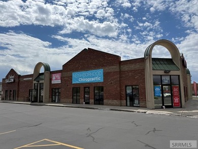 This 7,092 SF building, constructed in 1986, boasts an - photo 1