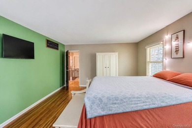 Large Colonial in South Oakdale. Amazing location. 4 Brs, 4.5 - photo 37