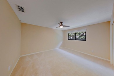Welcome to this exceptional 4-bedroom, 4-bathroom pool home - photo 42