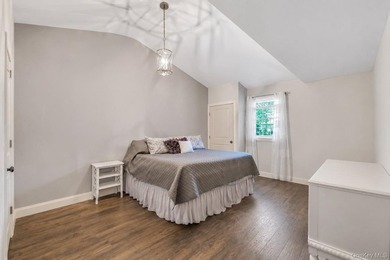 Large Colonial in South Oakdale. Amazing location. 4 Brs, 4.5 - photo 44