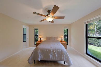 Welcome to this exceptional 4-bedroom, 4-bathroom pool home - photo 49