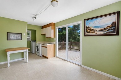 Large Colonial in South Oakdale. Amazing location. 4 Brs, 4.5 - photo 49