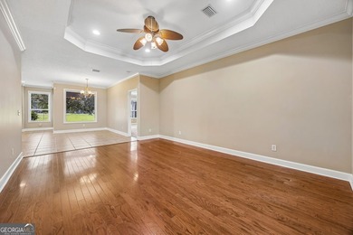 Enjoy low-maintenance living in the Laurel Island community! - photo 4