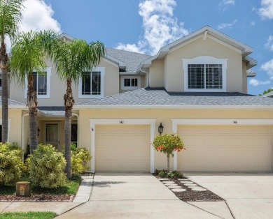 Lake Townhome/Townhouse For Sale in Palm Harbor, Florida