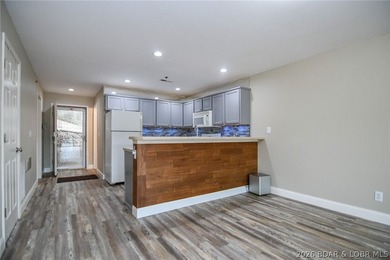 Newly updated, lower level, 3 bedroom, 3 bath, waterfront condo - photo 3