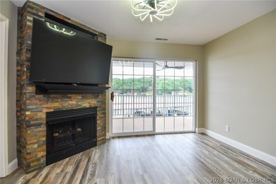 Newly updated, lower level, 3 bedroom, 3 bath, waterfront condo - photo 7