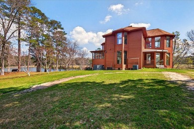 Paradise Awaits!! 3 bedroom, 2 1/2 -bathroom home nestled on 17 - photo 8