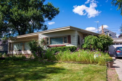 Lake Home For Sale in Lake Geneva, Wisconsin