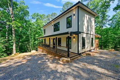 Broken Bow Lake Home For Sale in Broken Bow Oklahoma