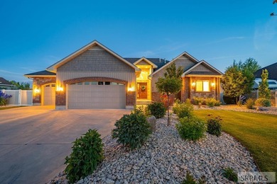 Set in Belmont Estates neighborhood, this impeccably maintained - photo 2