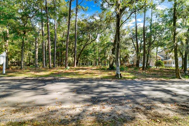 Nestled on a stunning 1-acre lot in Haig Point, this prime - photo 4
